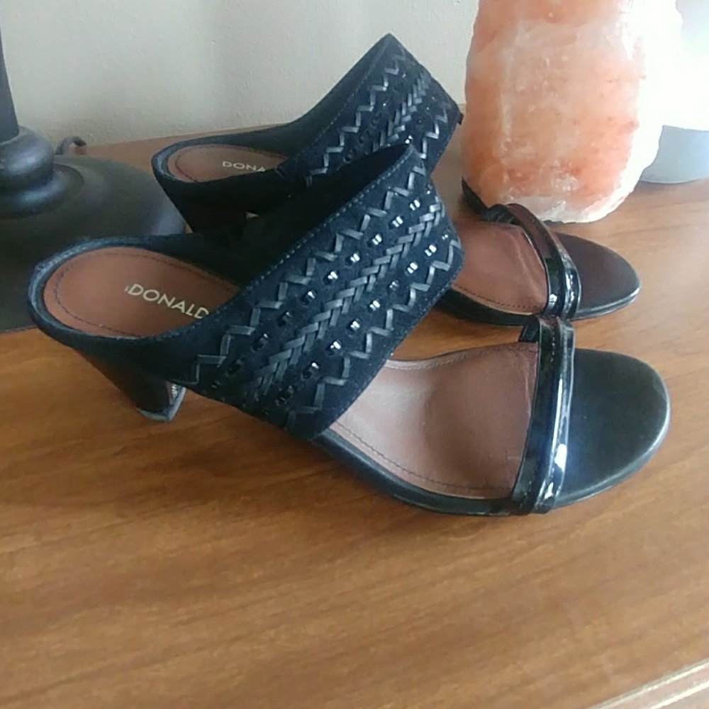 Donald J. Pliner Viv mid heel slide sandals